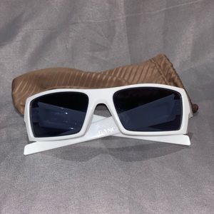 Men’s Oakley glasses